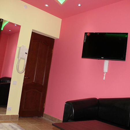 Princ Plaza Hotel Erevan Exterior foto