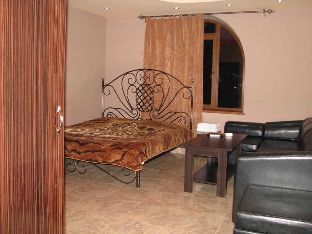 Princ Plaza Hotel Erevan Cameră foto
